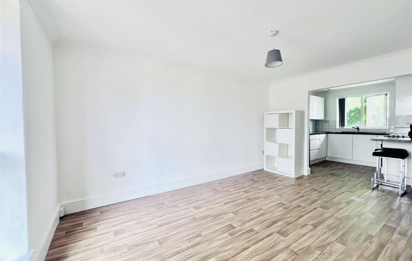 Farnborough Road, Clifton, Nottingham - Image 1